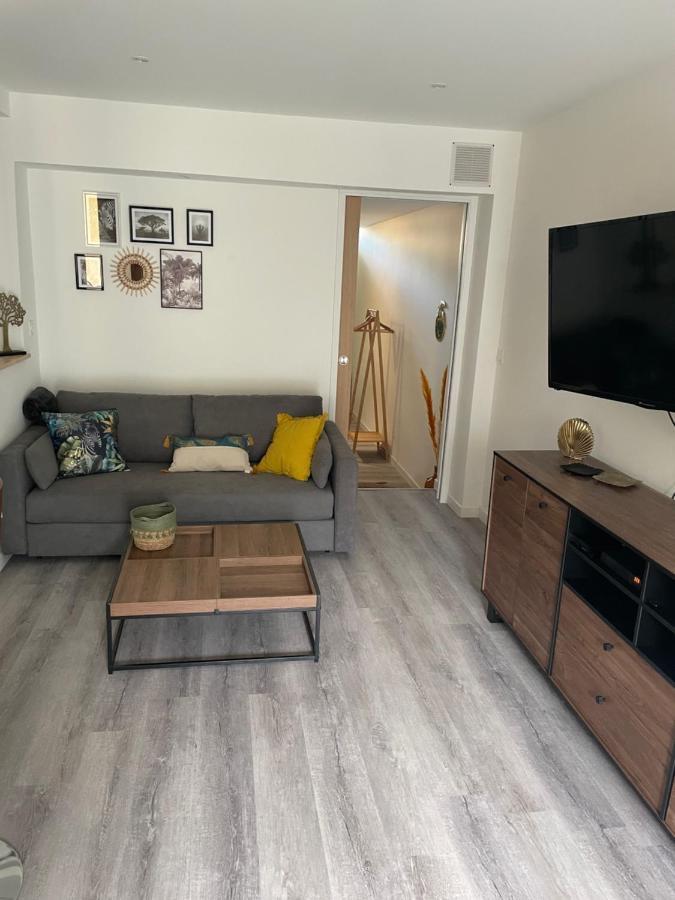 Appartement en rez de jardin tout équipé Fleurance Exterior foto