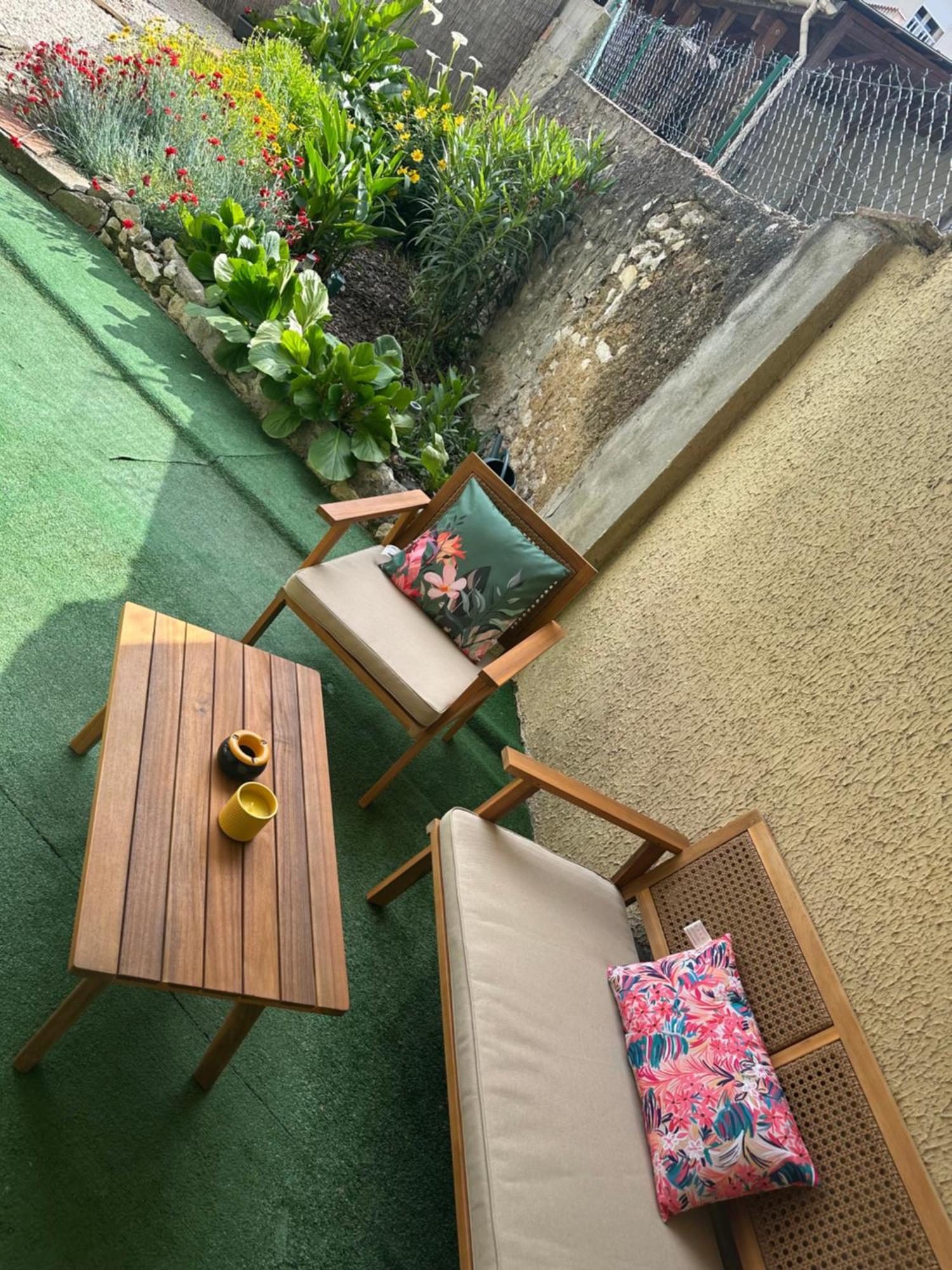 Appartement en rez de jardin tout équipé Fleurance Exterior foto